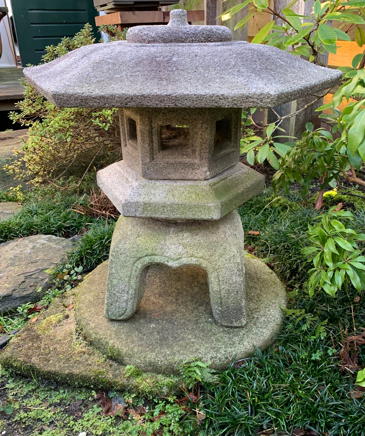 Yukimi gata