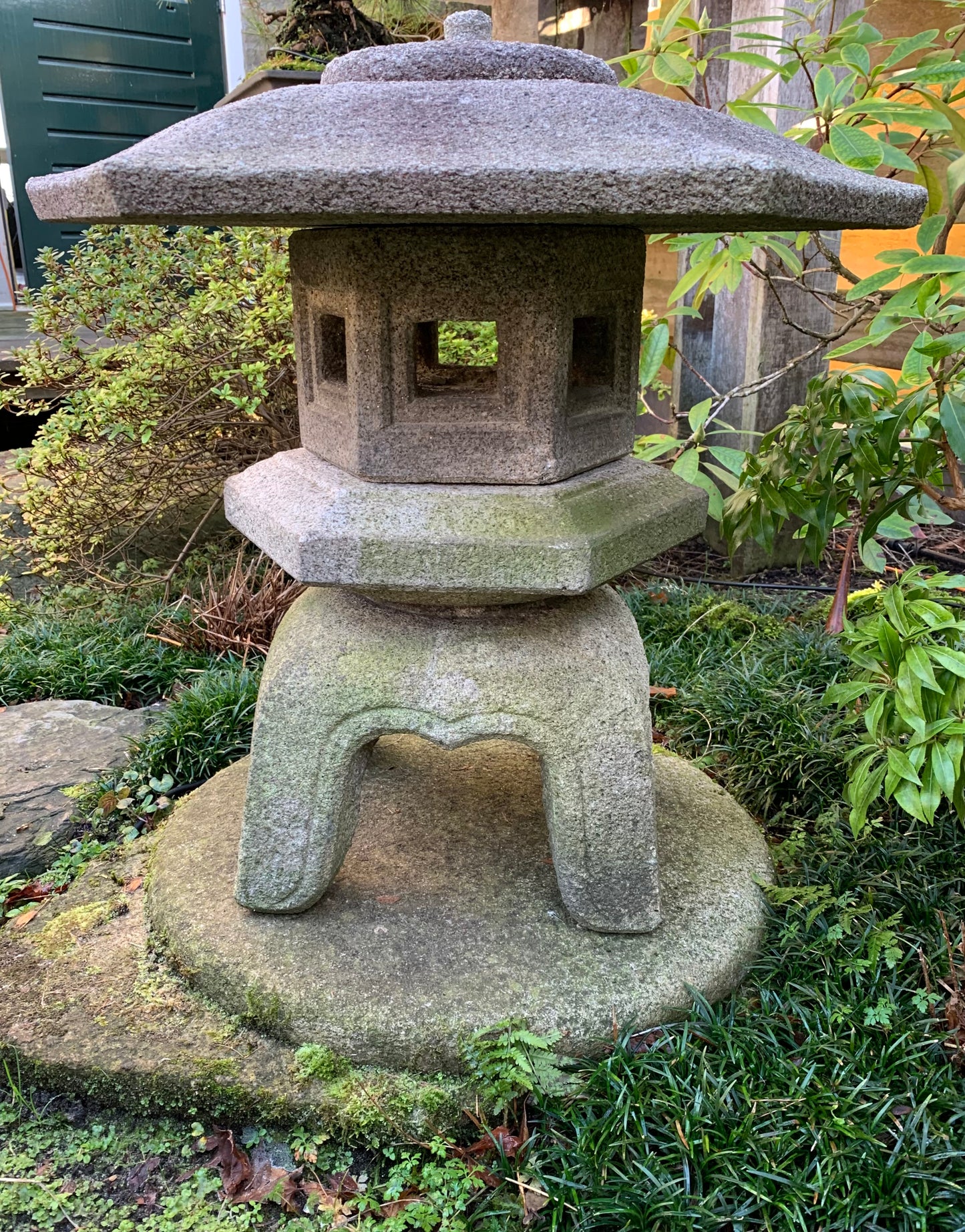Yukimi gata
