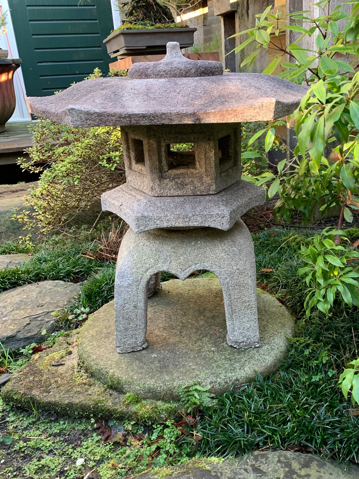 Yukimi gata